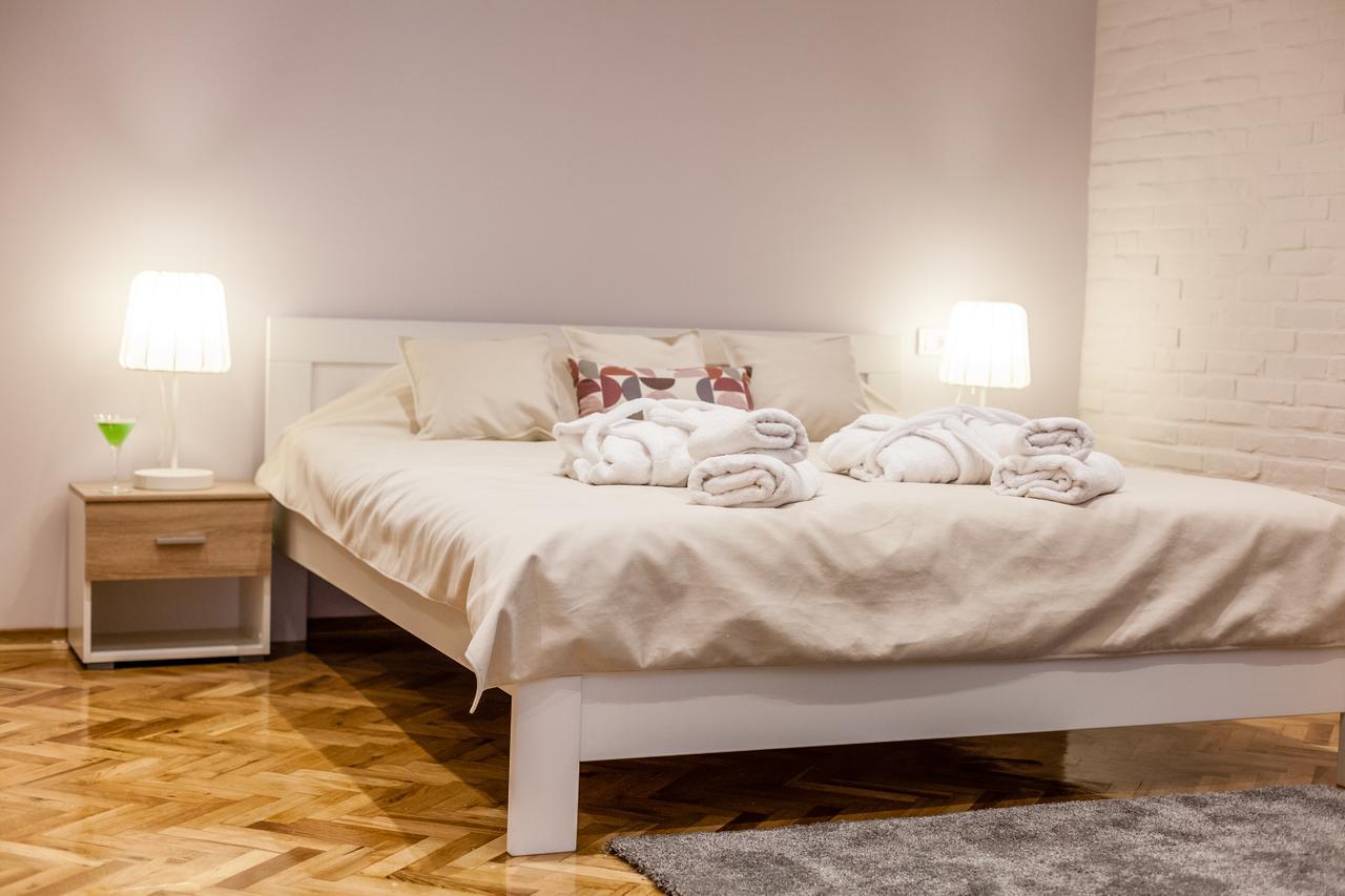 Apartmani Studio Zrenjanin Bagian luar foto